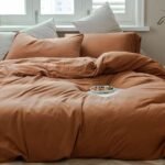 Best Comforters to Buy: Your Ultimate Buying Guide thumbnail